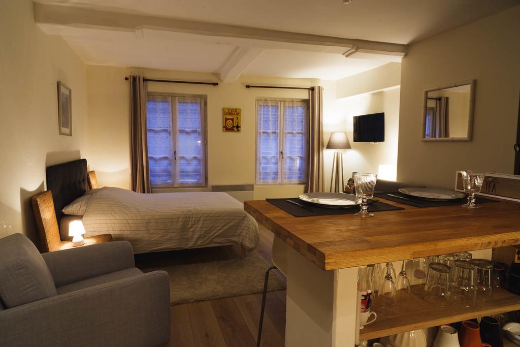 Le Studio Du Gouverneur Honfleur Kamer foto