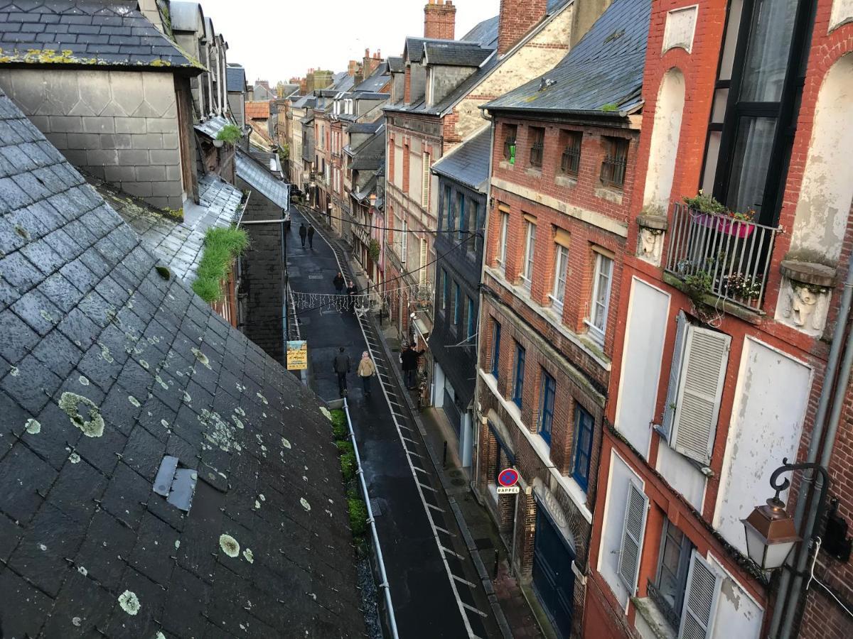 Le Studio Du Gouverneur Honfleur Buitenkant foto